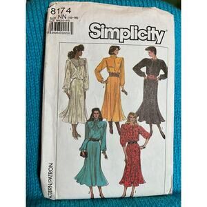 Simplicity Sewing pattern 8174 Shirt dress swing skirt kitten bow